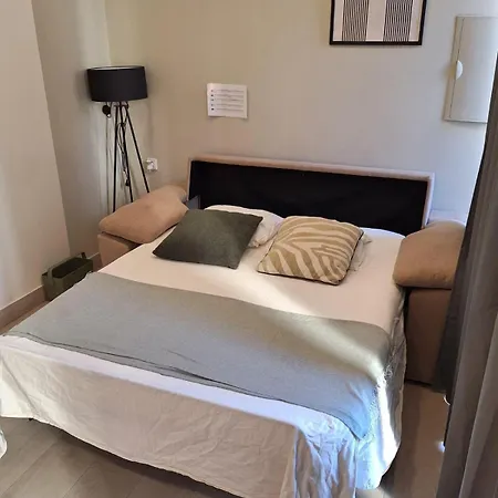 Con Piscina Y Terraza * Valencia