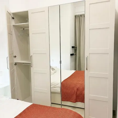 Across From The Turia Modern Apartman *