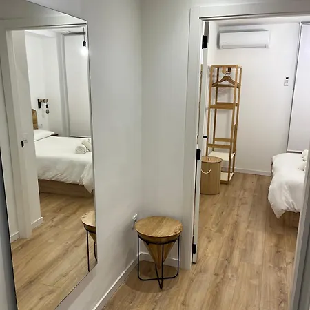 Acogedor Frente A Plaza Del Cedro * Valenza