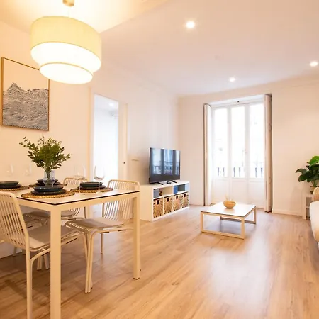 Familiar En Centro - Plaza Ayuntamiento *