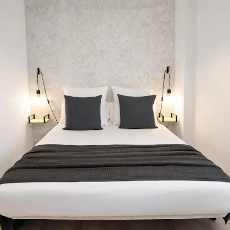 Florit Flats - The Jardines Del Turia *