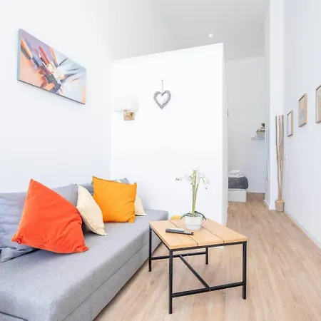 Vlc Yako Apartment *