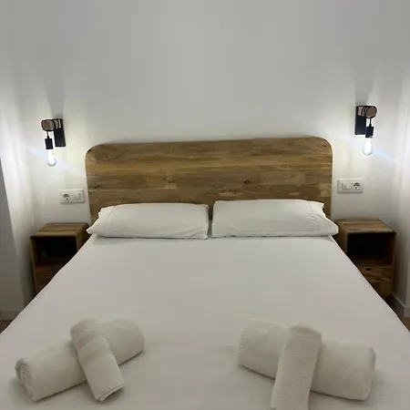 Apartamento Acogedor Frente A Plaza Del Cedro