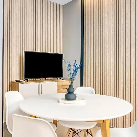 Scape Apartment *