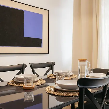 Apartman Your Sunny & Spacious Portview