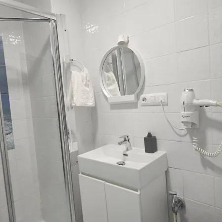 A123 Viviendaturisticavalencia Grandes Grupos