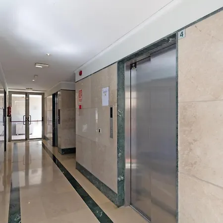 Guestready - Modern Flat With Terrace In * Walencja