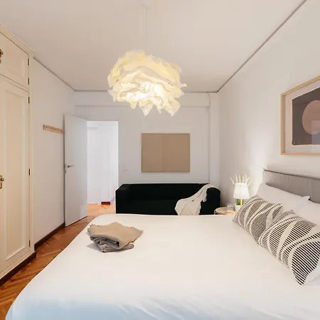 Your Sunny&spacious Portview *