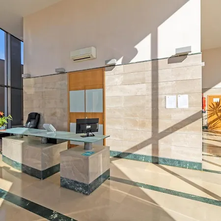 Guestready - Modern Flat With Terrace In