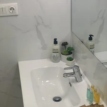 Piso Carolina דירה *