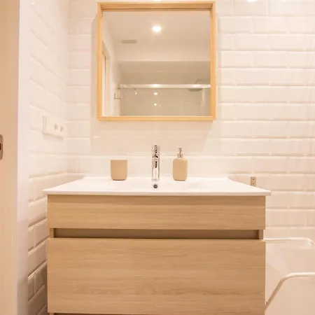 Familiar En Centro - Plaza Ayuntamiento *