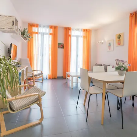 Hogar Vera Apartments&bikes Apartment