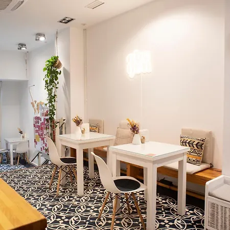 Abcyou Bed & Breakfast 3*