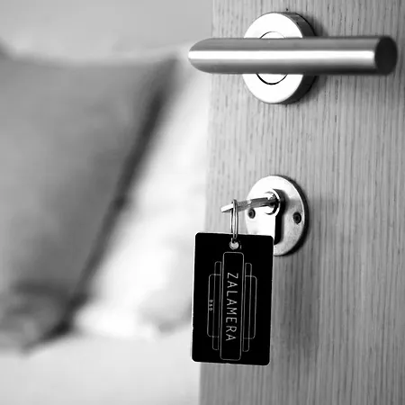 扎拉莫拉住宿加早餐旅馆 4*