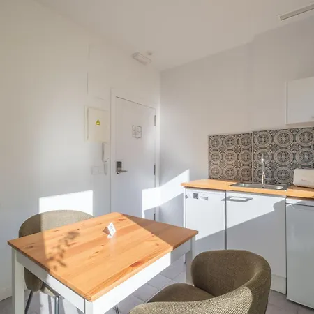 Апарт-отель Marvellous With A Large Private Terrace Валенсия