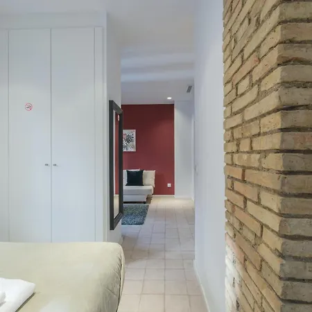 Modern Close To Centre شقة فندقية