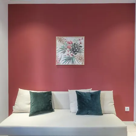 Modern Close To Centre شقة فندقية 4*
