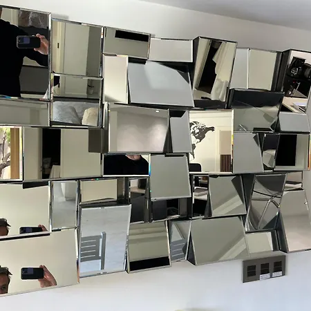 Plaza Del Carmen Boutique