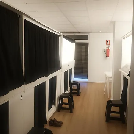 Cozy Nook Хостел *