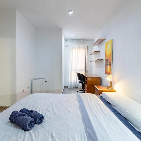 Invalencia - Yecla Flat 4 Bdrm & 2 Wc With Terrace Διαμέρισμα Βαλένθια