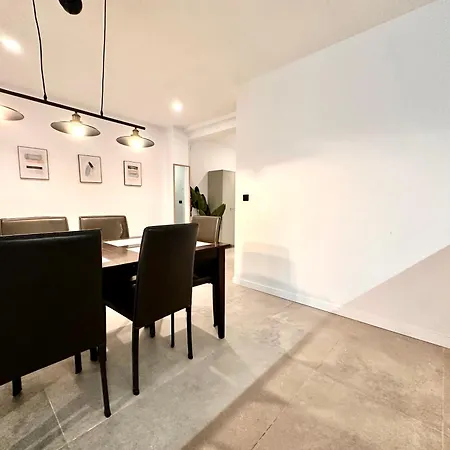 Apartment Turia Gardens & Science & Center *