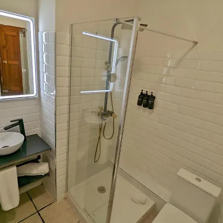 Catalina 3* 발렌시아