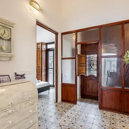 Pensjonat Guestready - Traditional House Near Malvarrosa
