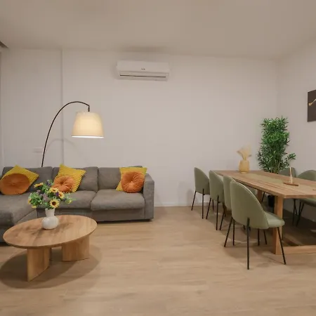 Comfortabel Next To La Marina