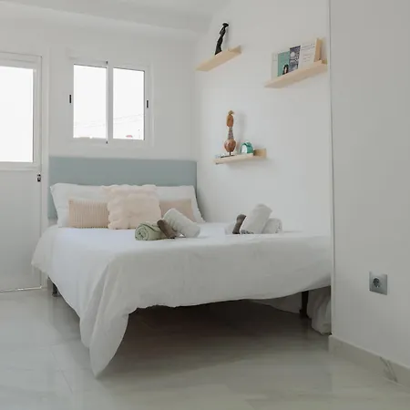 Floor 2 Bedroom With Terrace Apartment *