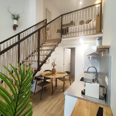 Loft Acogedor Junto Al Roig Arena Daire