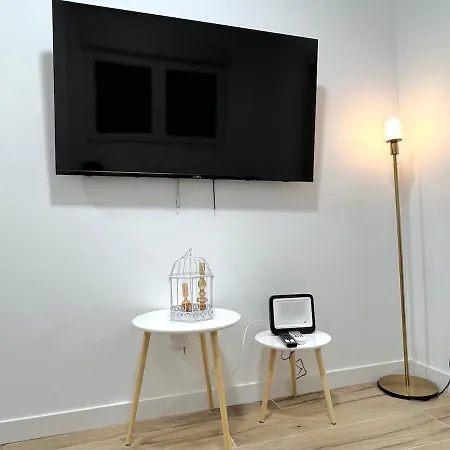 아파트 Loft Tr28 - Ground & Arts Connected *