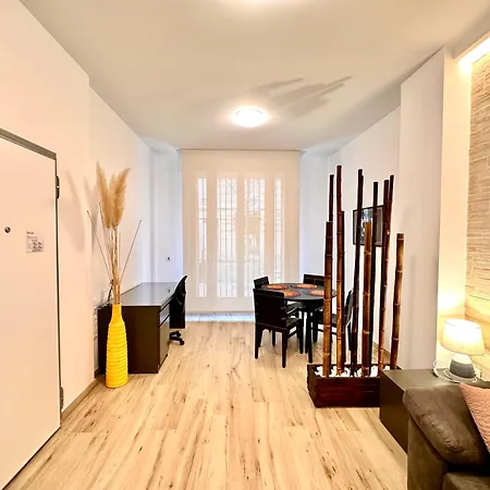 Joaquin Costa Urban Flat *