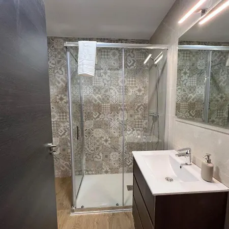 Sunny Terrace 2br2ba *