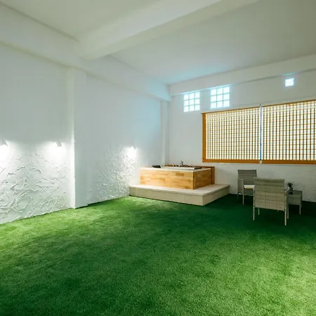 Apartamento Sada Flat, Jacuzzi, Chill Out, 7 Pax, Smarttv Valência