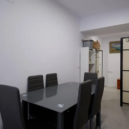 Appartement El Cabanyal Modern 2-bedroom By The Sea