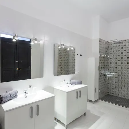 شقة 2 Bedroom Historical Center فالنسيا