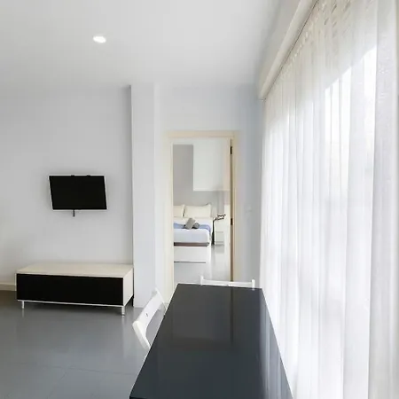 Your In The Center-ruzafa 8c * Valencie