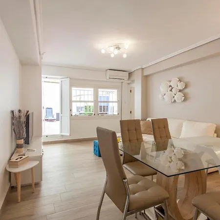 Flat 3 Bedroom In Extramurs *