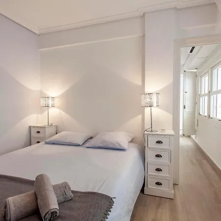 Apartment Flat 3 Bedroom In Extramurs Valencia