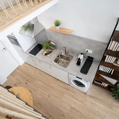 Loft M11 - Ground & Arena Connected