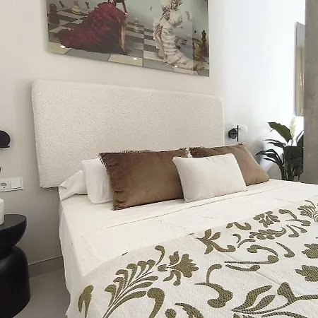 Loft - B 1-6 Smart Access & Urban Calm