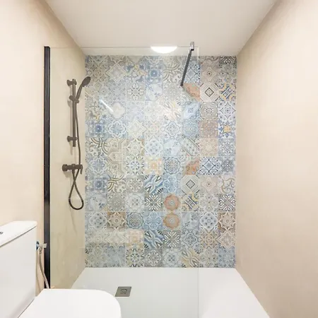 Vivienda Junto Al Mercado 발렌시아