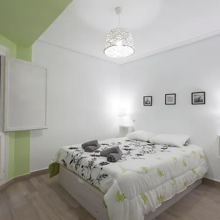 Flat 3 Bedroom In Extramurs 瓦伦西亚