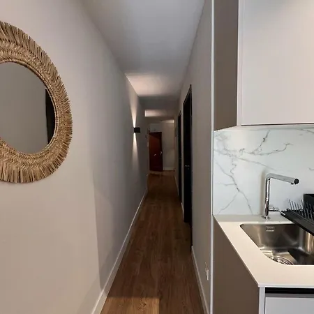 Sunny Terrace 2br2ba *