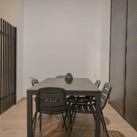 Comfortabel Next To La Marina Apartment Valencia