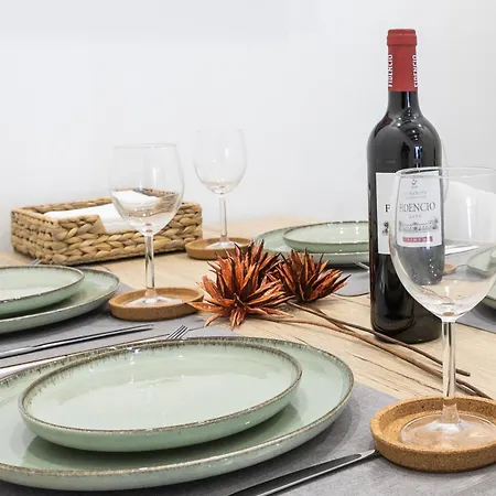 Modern & Stylish Close To The *