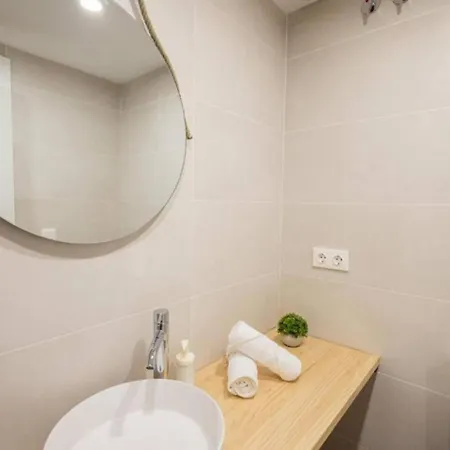 De Diseno En Roig Arena Valenza