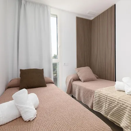 Apartup Port Marina Azura דירה