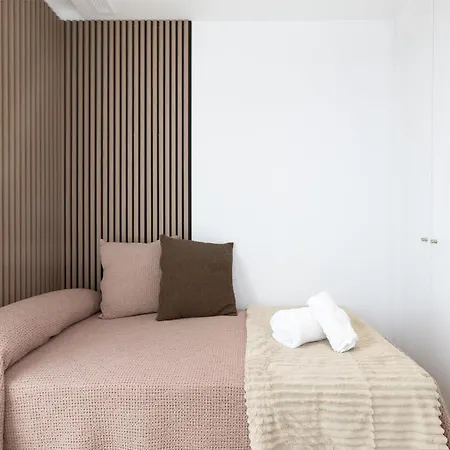 Apartup Port Marina Azura * ולנסיה