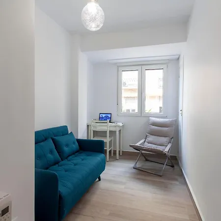 Flat 3 Bedroom In Extramurs 瓦伦西亚